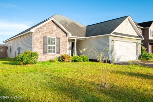 207 Seville St, Jacksonville, NC, 28546-8399 | Card Image