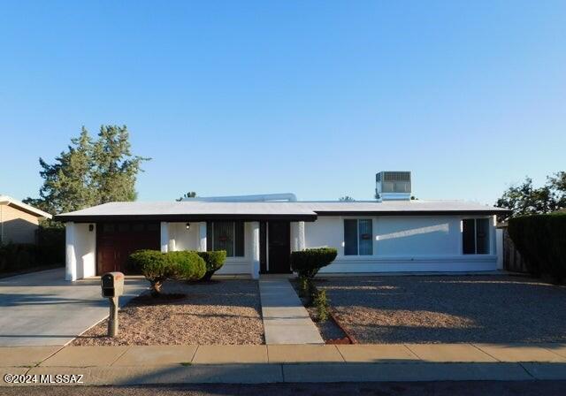 Mallard Cir, Sierra Vista, AZ 85635