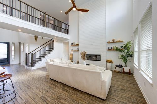 17530 Sunset Skies Rd, Conroe, TX, 77302-5698 | Card Image