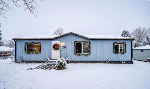 107 N B St, Albion, WA, 99102 | Card Image