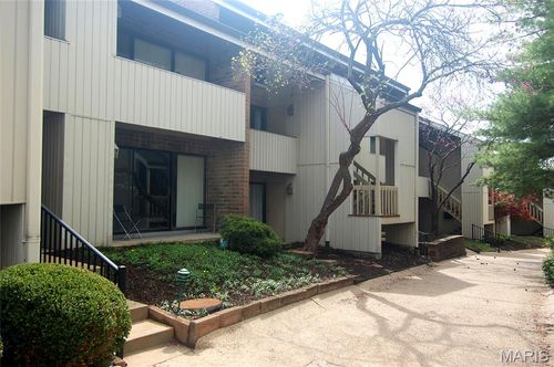 apt-b-676 Coeur De Royale Dr, Creve Coeur, MO, 63141-7048 | Card Image