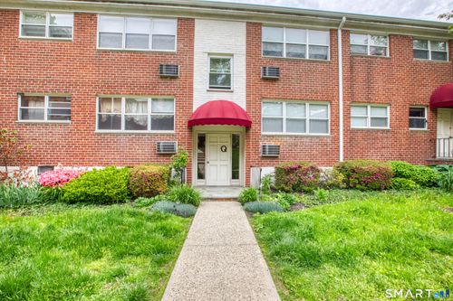 q2-11 Bedford Ave, Norwalk, CT, 06850-3845 | Card Image