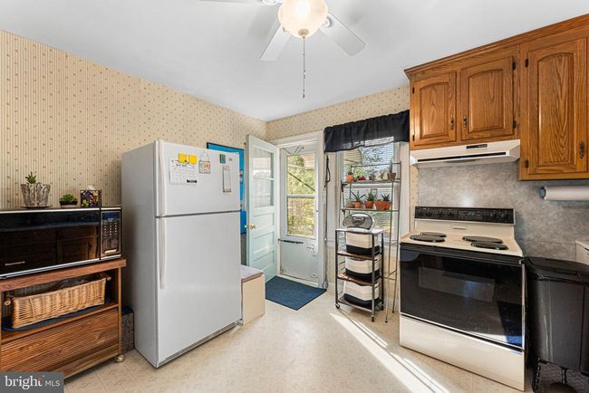 660 Cralle Ave, House other with 2 bedrooms, 1 bathrooms and null parking in Tappahannock VA | Image 5