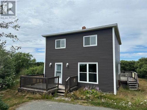94 Memorial St, Bell Island, NL, A0A | Card Image
