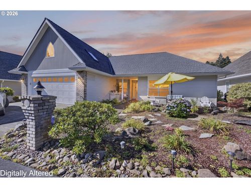 5 Waterford Downs, Florence, OR, 97439-8222 | Card Image