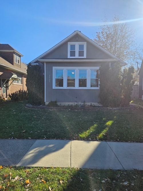 2521 Orchard St, Blue Island, IL, 60406-1518 | Card Image