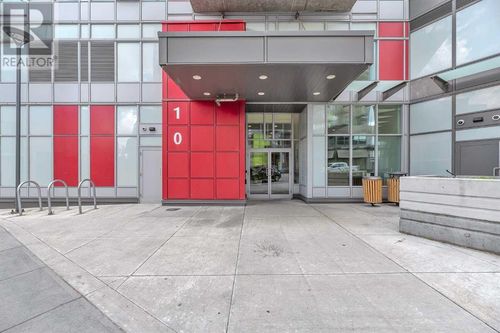 10 Brentwood Common Nw, Calgary, AB, T2L2L6 | Card Image