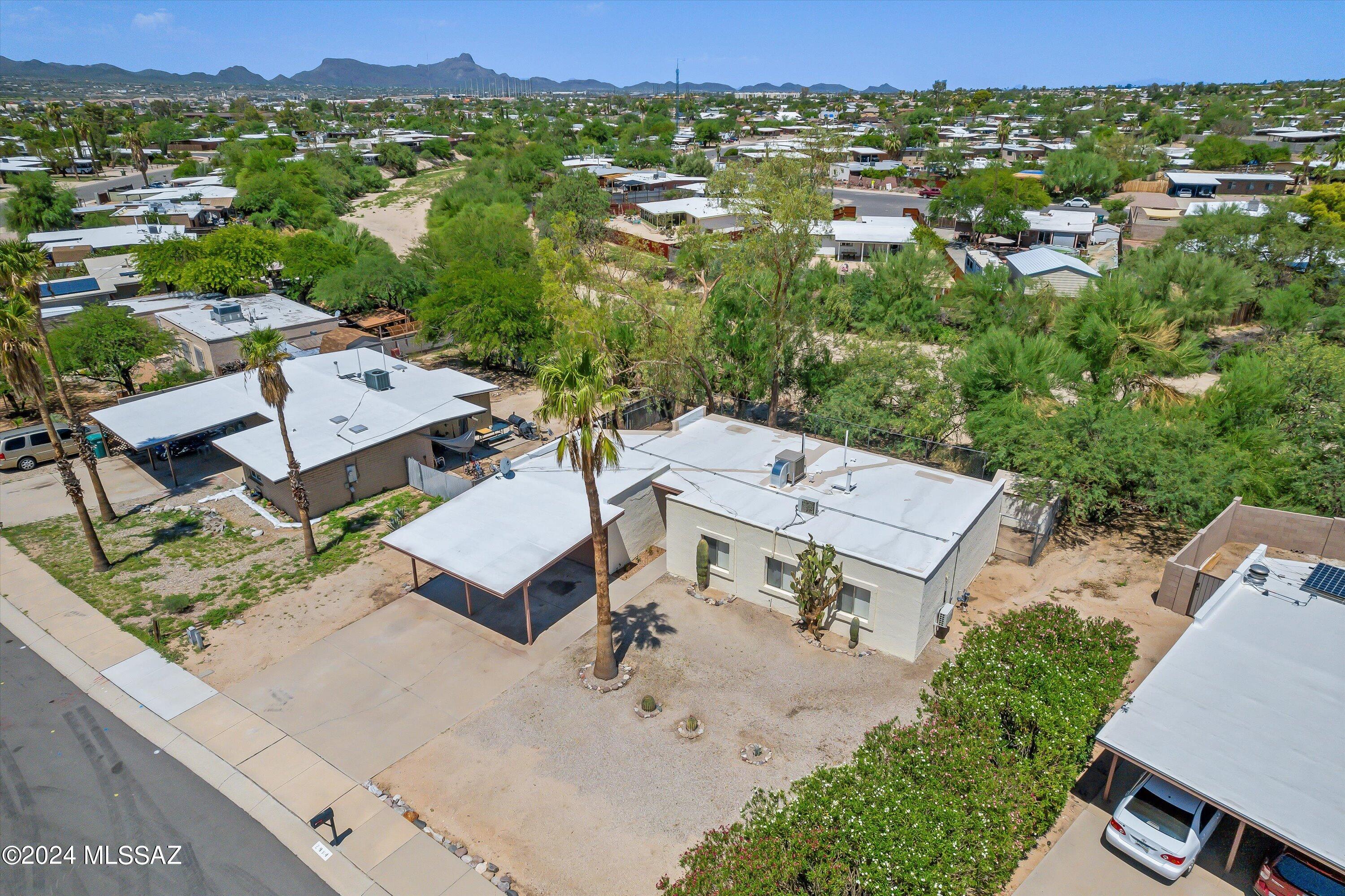 Lena Way, Tucson, AZ 85741
