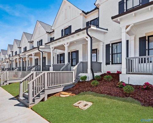 131 Moss Brook Ln, Madison, AL, 35757-3804 | Card Image