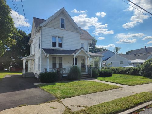 2-22 Cleveland St, Danbury, CT, 06810-6102 | Card Image