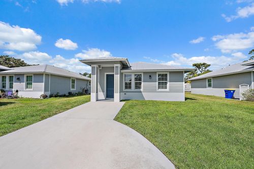 4822 Se Flounder Ave, Stuart, FL, 34997-8848 | Card Image