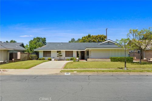 1303 Greenhaven St, San Dimas, CA, 91773-3226 | Card Image