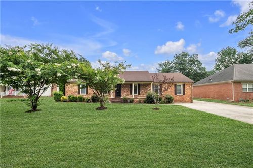 245 Fernwood Farms Road, Chesapeake, VA, 23320 | Card Image