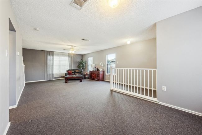 1347 Lakeside Loop, House other with 3 bedrooms, 3 bathrooms and 4 parking in Round Rock TX | Image 4