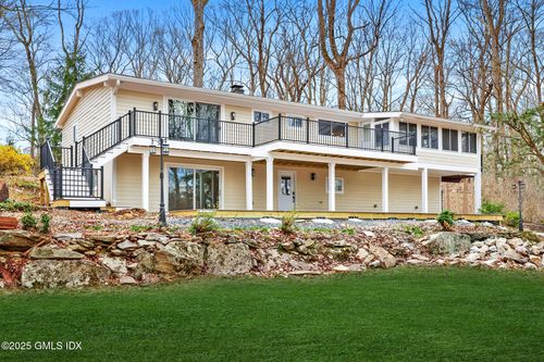 17 Nutmeg Dr, Greenwich, CT, 06831-3211 | Card Image