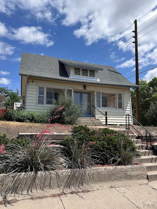 215 W Topeka Ave, Trinidad, CO, 81082-2113 | Card Image