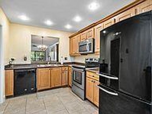 212e-2910 Sw 22nd Cir, Delray Beach, FL, 33445-7864 | Card Image