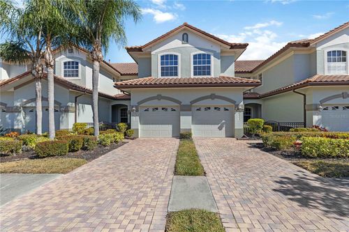 102-8239 Miramar Way, LAKEWOOD RANCH, FL, 34202-9003 | Card Image