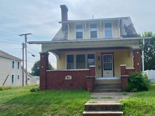 227 N Cherry St, Lancaster, OH, 43130-3266 | Card Image