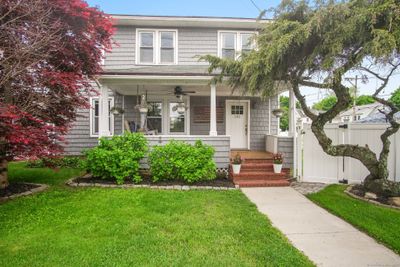 102 Gregory Boulevard, House other with 4 bedrooms, 2 bathrooms and 4 parking in Norwalk CT | Image 1