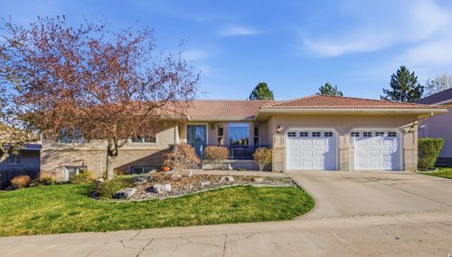 32 Shadow Mountain Dr, Logan, UT, 84321-6758 | Card Image