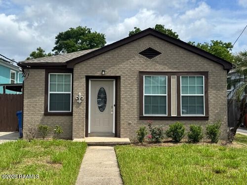 1919 Stephen Girard Street, New Orleans, LA, 70122 | Card Image