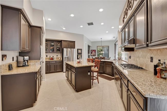 28089 Promontory Ln, House other with 5 bedrooms, 3 bathrooms and 3 parking in Valencia CA | Image 11