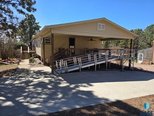 24253 467a Ave Avenue, Dell Rapids, SD, 57022 | Card Image