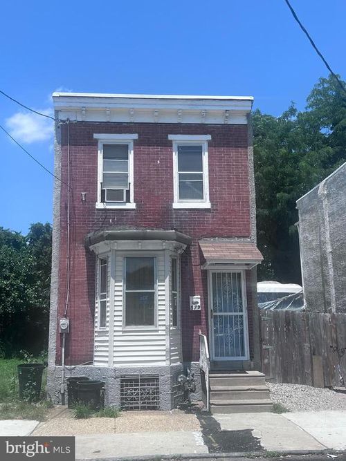 579 Pine St, CAMDEN, NJ, 08103-2146 | Card Image