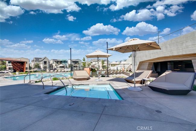 484 Chorus, Condo with 3 bedrooms, 3 bathrooms and 2 parking in Irvine CA | Image 24