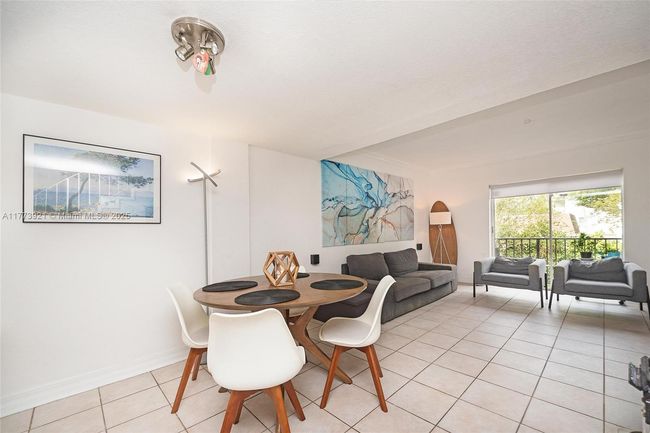 APT-227 - 6709 N Kendall Dr, Condo with 2 bedrooms, 2 bathrooms and null parking in Pinecrest FL | Image 4