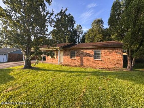 12 Wheaton Cv, Gulfport, MS, 39503-9170 | Card Image