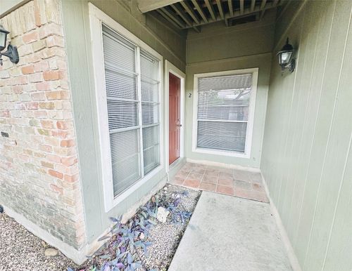 apt-2-3424 Willowrun Dr, Austin, TX, 78704-7339 | Card Image