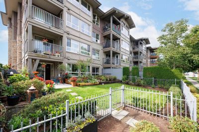 203 - 3110 Dayanee Springs Blvd, Condo with 2 bedrooms, 2 bathrooms and 1 parking in Coquitlam BC | Image 1