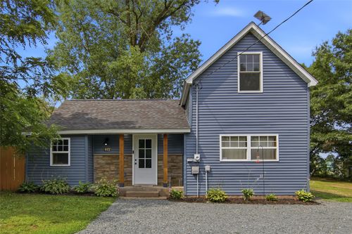 405 2nd Ave W, Wheeler, WI, 54772-9574 | Card Image