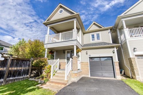 45 Hatch St, Whitby, ON, L1M2H9 | Card Image