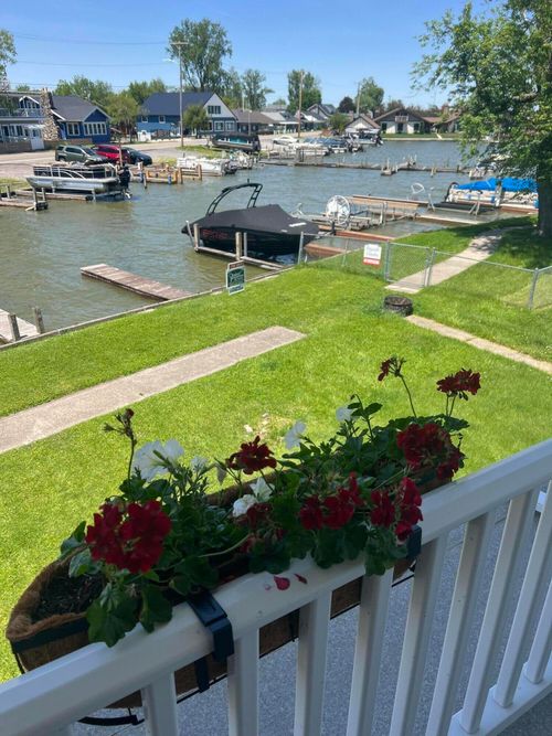 125 Brads Way, Russells Point, OH, 43348-7504 | Card Image