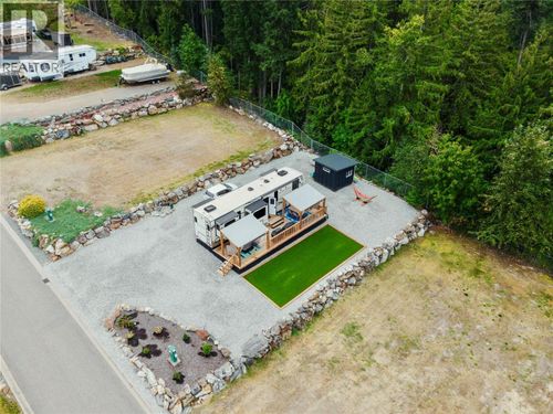 2-8253 97a Highway, Mara, BC, V0E2K0 | Card Image