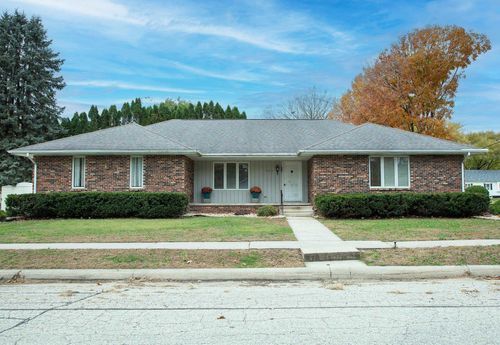 302 Andrews St, Nashua, IA, 50658-7700 | Card Image