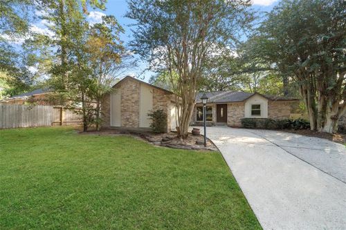 34 N Drifting Leaf Court, The Woodlands, TX, 77380 | Card Image