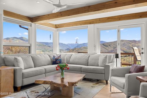 83 Sagebrush Ln, Aspen, CO, 81611-9609 | Card Image