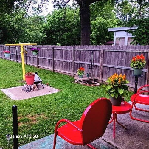 733 W Kerr St, Springfield, MO, 65803-1146 | Card Image