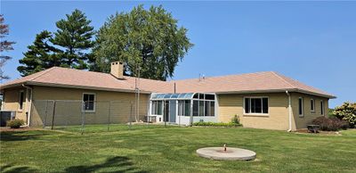 2518 E 100 North Road, House other with 3 bedrooms, 2 bathrooms and null parking in Pana IL | Image 3