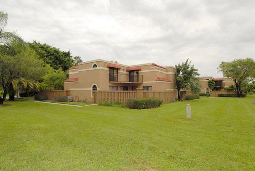 apt-a-8122 Severn Dr, Boca Raton, FL, 33433-8354 | Card Image