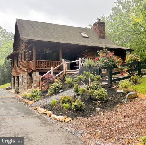 7521 John S Mosby Hwy, UPPERVILLE, VA, 20184-3135 | Card Image