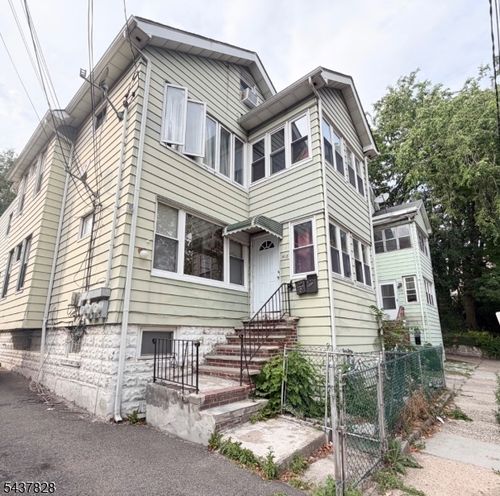 1418 Boa Pl, Hillside, NJ, 07205-1810 | Card Image
