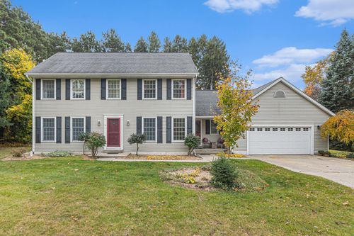 2335 Pine Grove Dr, New Era, MI, 49446-9624 | Card Image