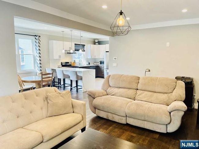 60 Bellevue Ave, House other with 3 bedrooms, 2 bathrooms and null parking in Elmwood Park NJ | Image 12