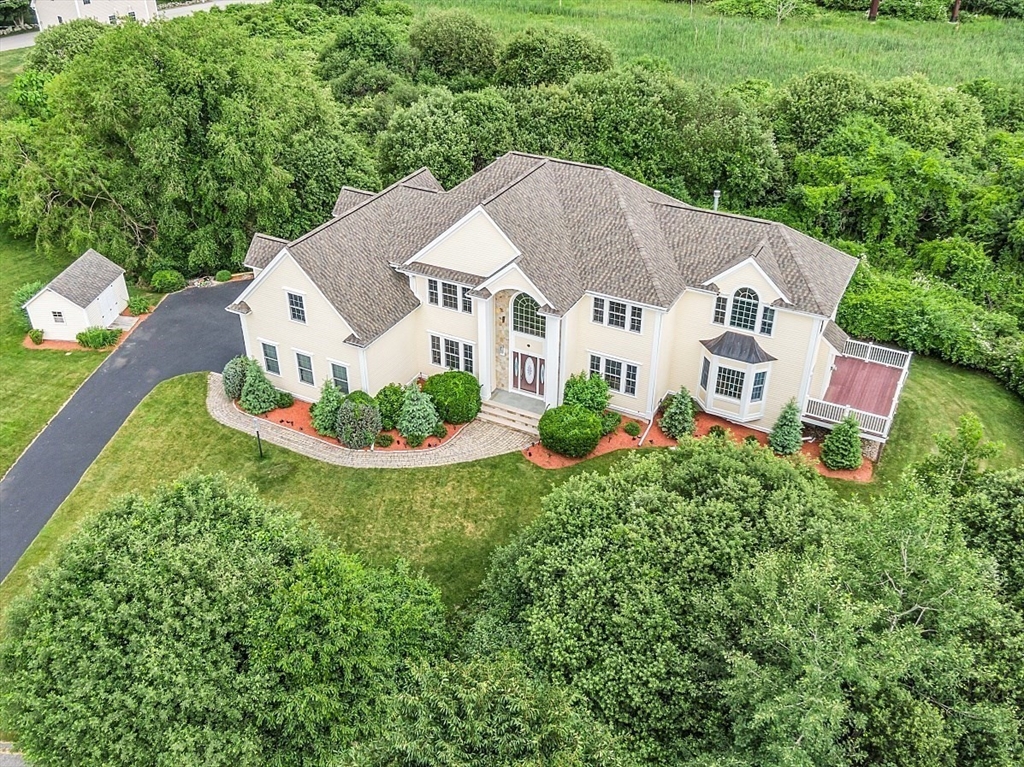 Hay Bale Rd, Andover, MA 01810