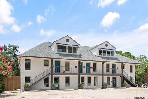 1012 S Acadian Trwy, Baton Rouge, LA, 70806 | Card Image